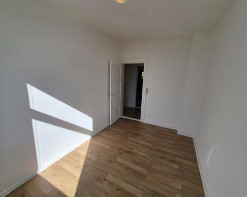 3 vær. lejlighed til leje i Gesten. 84m2