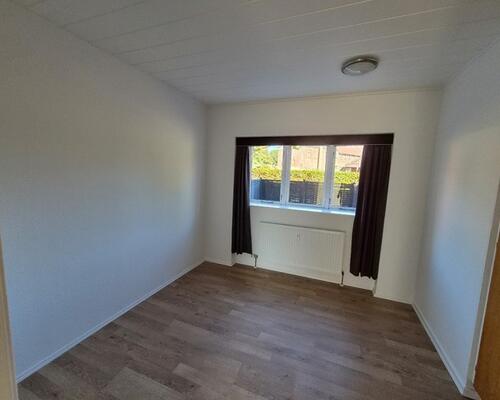 3 vær. lejlighed til leje i Gesten. 84m2