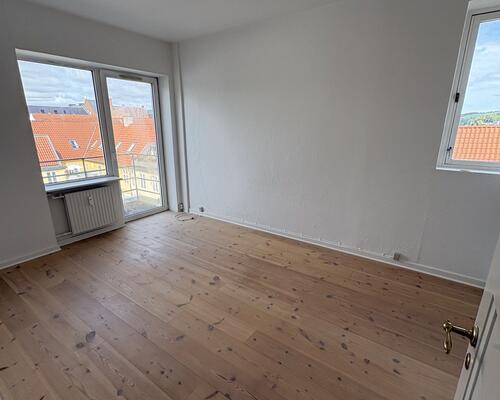 Flot delevenlig 3. værelses lejlighed i Vejle centrum.