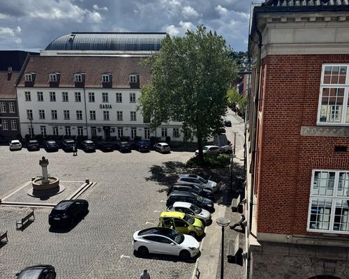 Flot delevenlig 3. værelses lejlighed i Vejle centrum.