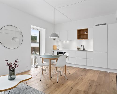 Indbydende 2-værelses lejlighed midt i Aarhus C