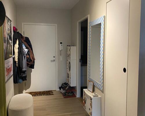 2-værelses lejlighed m. stor altan og eftermiddags og aftensol til solen går ned