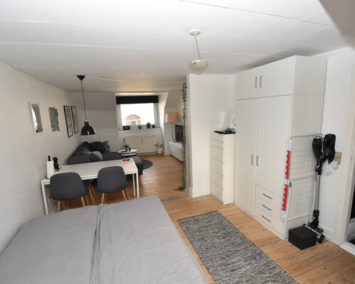 Lys lejlighed med central beliggenhed i Aalborg