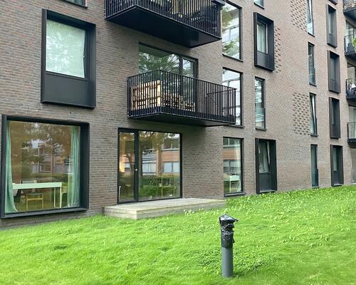 Lækker nyere lejlighed, med altan, på Frederiksberg