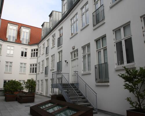 Super egoistlejlighed med udsigt over byens tage