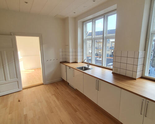 7 værelses lejlighed i København Ø