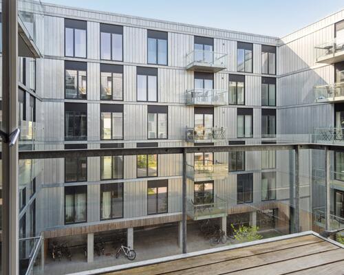 Delevenlig penthouse - to altaner