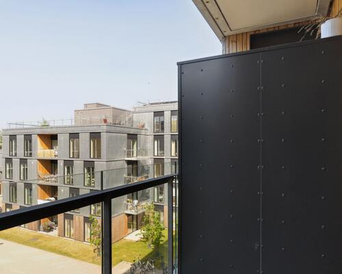 Delevenlig penthouse - to altaner