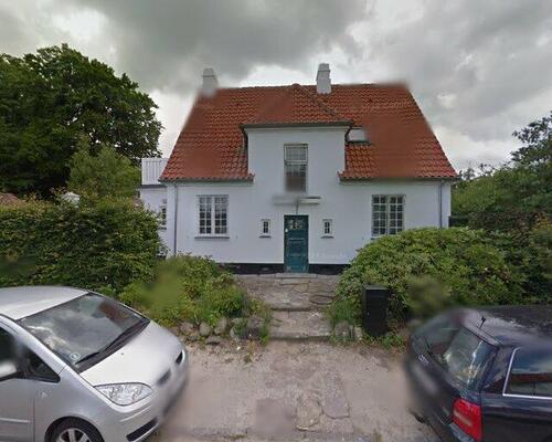 Skøn familiebolig på fredelig lukket vej - omgivet af herlig natur