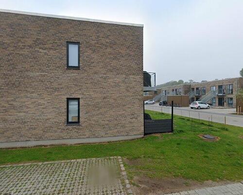 Stor 4-værelses lejlighed ved Vejle Fjord