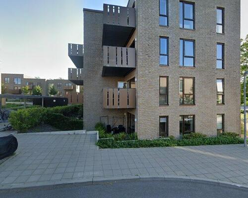 Moderne og indflytningsklar 3-værelses lejlighed med terrasse