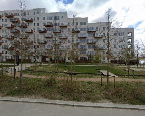 God lejlighed med 2 altaner