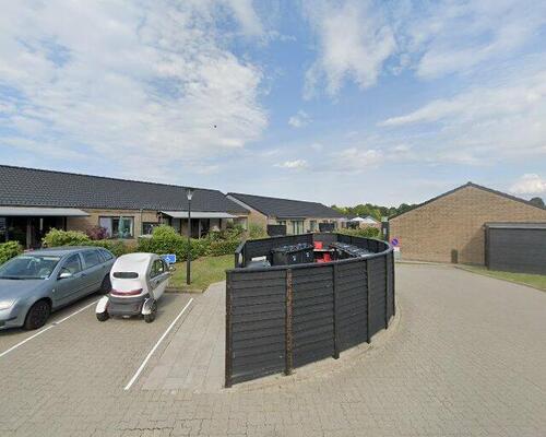 Lyst 4-værelses rækkehus med husdyr tilladt