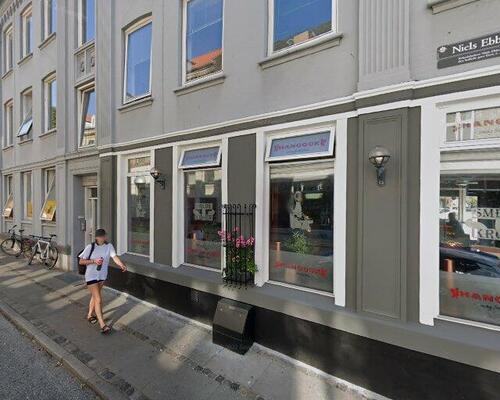 Skøn 3-værelses lejlighed med fælles tagterrasse i Aalborg C