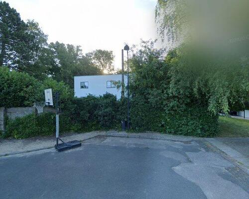 Kæmpe lækker villa fra 2017 til stor expat familie – 363 etagemeter