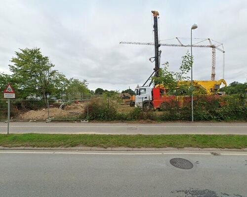 4 værelses lejlighed med udgang til solrig altan