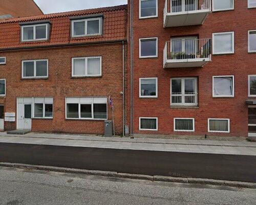 Stor 3-værelses lejlighed i Øgaden