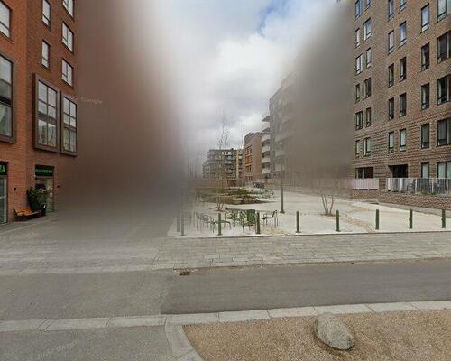 Stor 4 værelses lejlighed med sydvendt altan