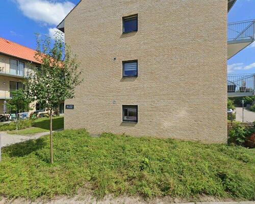 Moderne boliger i Tækkerhusene, Hillerød: Elevator og privat terrasse. Perfekt beliggenhed ved både natur og by liv