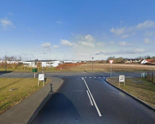 Stort 4-værelses rækkehus i skønne omgivelser