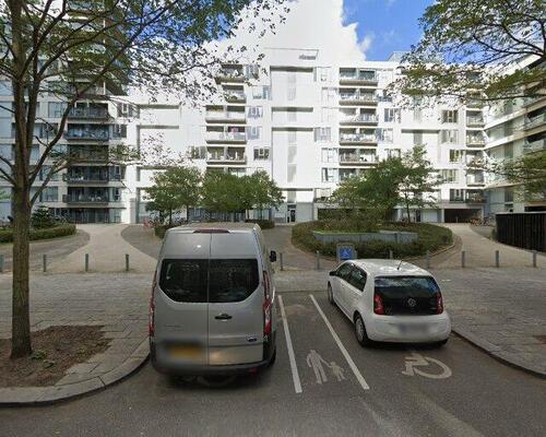 Fin lys lejlighed med to altaner i Ørestaden i nyere ejendom fra 2007