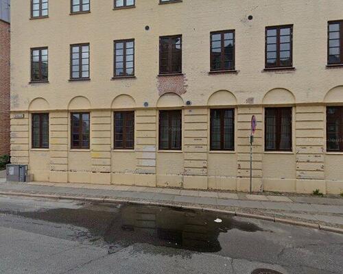 Nyrenoveret 2-værelses lejlighed i starten af Vestbyen