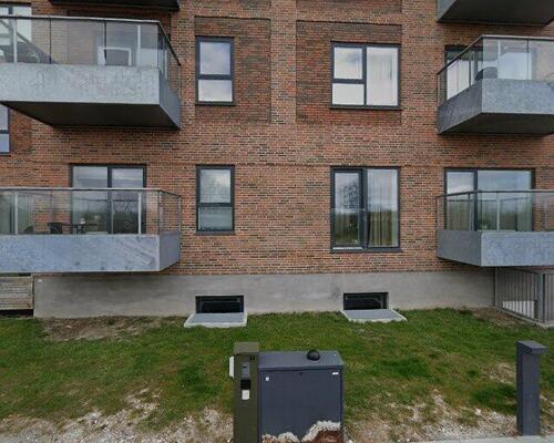 3 værelses med udsigt til naturen og vestvendt altan