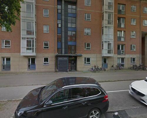 Stor 3 værelses lejlighed