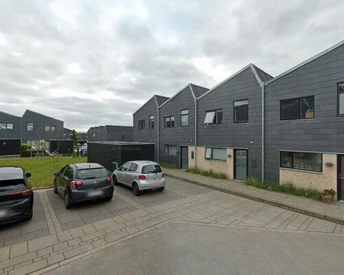 Familievenligt 4-værelses rækkehus i Brabrand