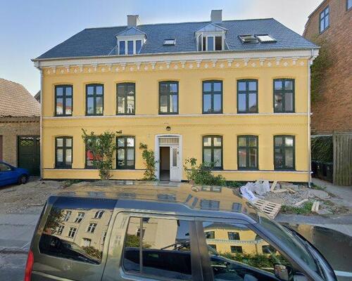 Elegant og helt nyrenoveret lejlighed på attraktiv Frederiksberg lokation