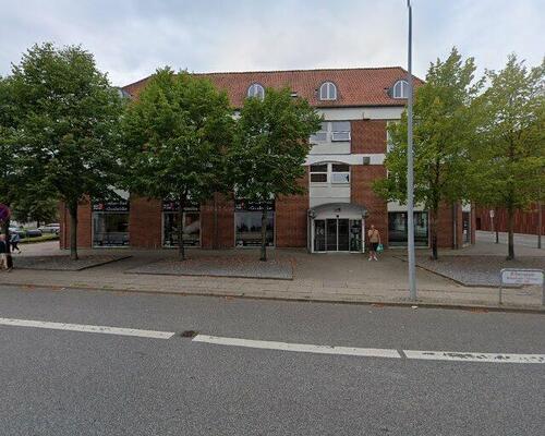 4-værelses taglejlighed med altan