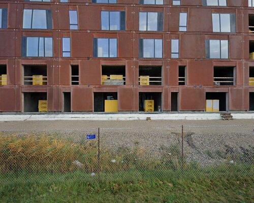 God 2 værelses lejlighed med sydvestvendt altan