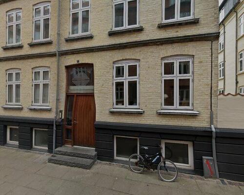 Lys og indbydende lejlighed i Aalborg Centrum