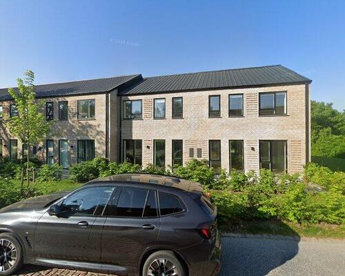 Moderne rækkehus med smuk udsigt og charmerende beliggenhed
