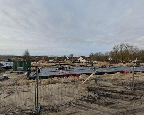 Lyst rækkehus med moderne komfort i Gistrup