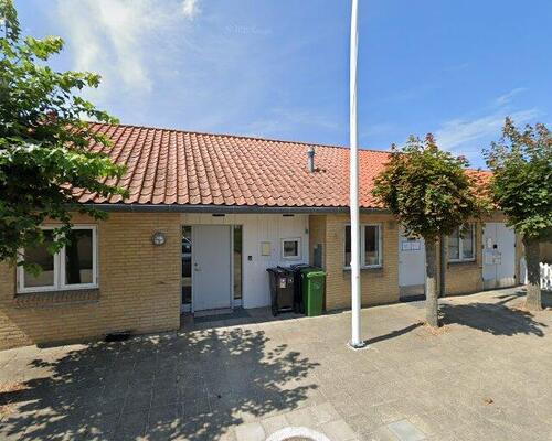 Lys 1-værelses rækkehus nær kysten i Hasle