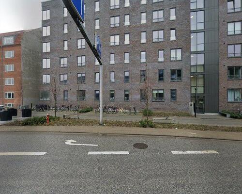 Skøn, moderne 3-værelses lejlighed i AstaHus med altan