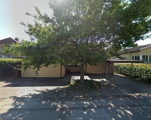 ​Pæn og velholdt villa - hyggelig udestue og skøn stor have