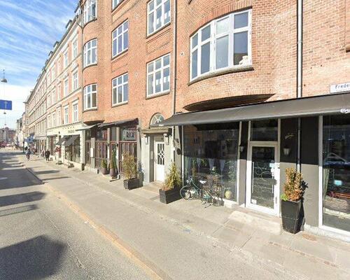 Lys og rummelig 4-værelses lejlighed på attraktive Frederiksbjerg