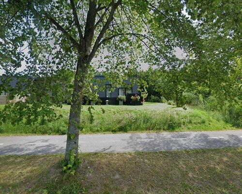 Skønt nyere rækkehus beliggende naturskønt i Thorsager.