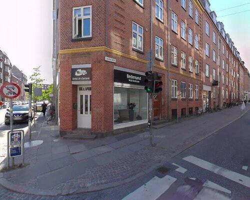 Flot delevenlig lejlighed i Aarhus C – delevenlig for 3.