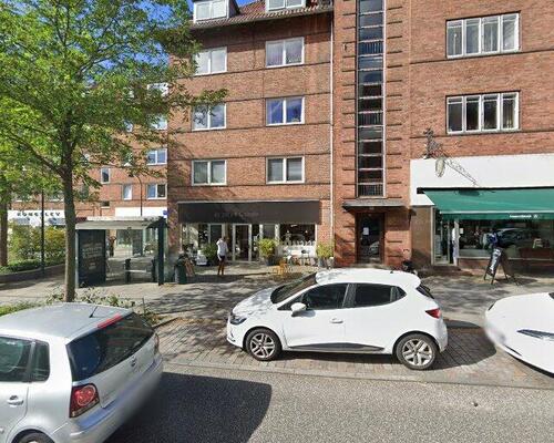 Fuldt møbleret lys penthouse lejlighed | Gentofte