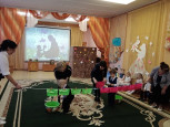 Утренник  в детском саду "День  Матери".