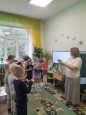 Знакомство с трудом взрослых