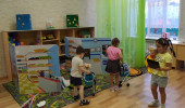Сюжетно-ролевая игра "Дочки-матери"