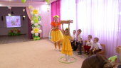 Поздравляем бабушек и мам