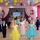 Выпускной утренник-2021 "Как Петрушка с ребятами дружбу спасли"