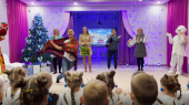Новогодний утренник "Волшебные краски"