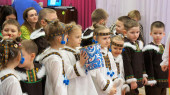 Новогодний утренник "Волшебные краски"
