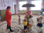 "По малинку в лес пойдем..." развлечение в группе раннего возраста